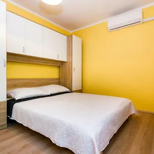 Jezevac Apartment Krk Town